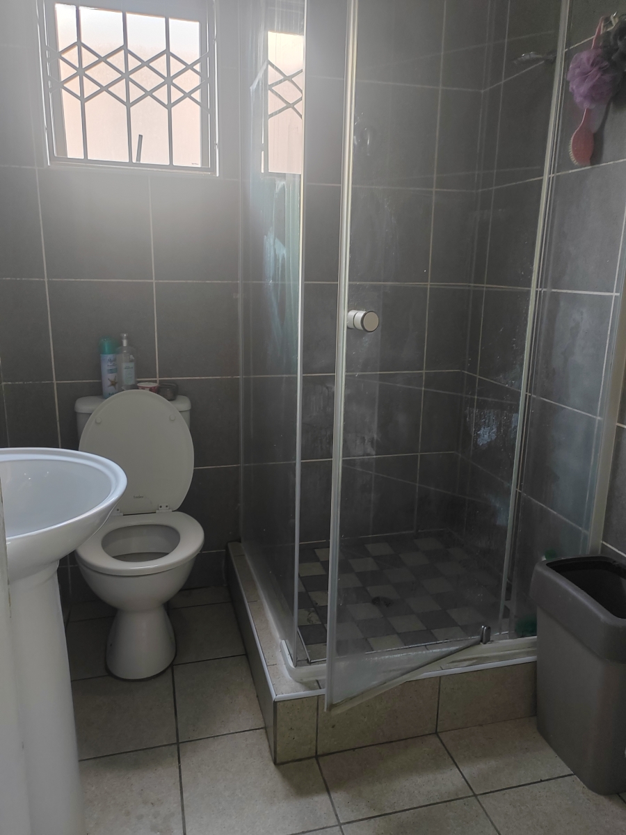3 Bedroom Property for Sale in Graceland Eastern Cape